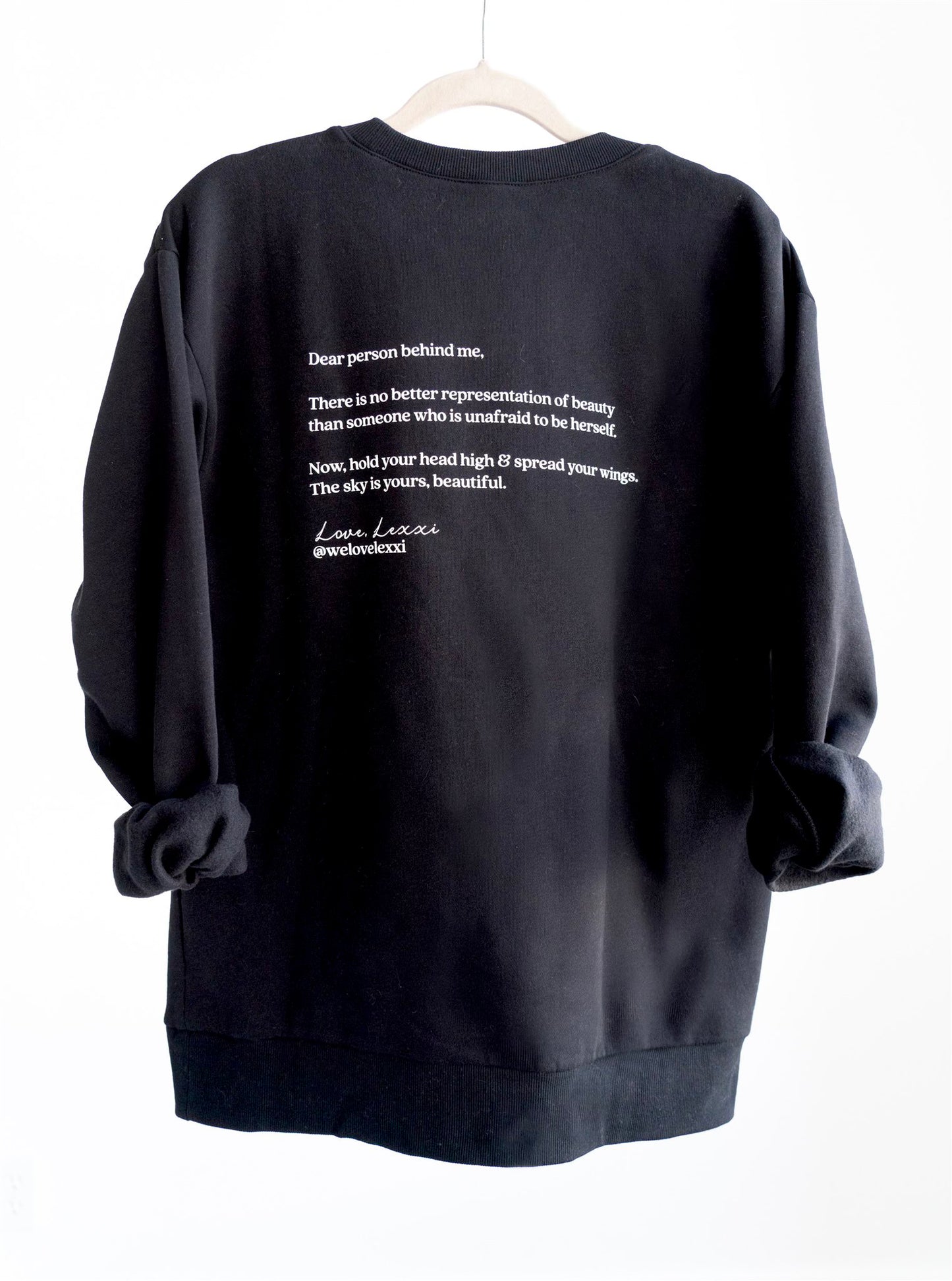 Dear Body Crew Neck w/ Back Letter